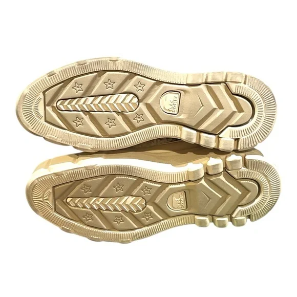 Sorel Caribou Cozy Chelsea Sherpa Cream Ankle Boots with Rugged Sole - Picture 5 of 8